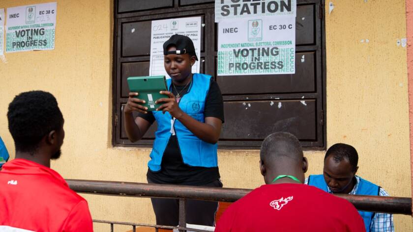 Kenya 2027 election risk voters at a polling station